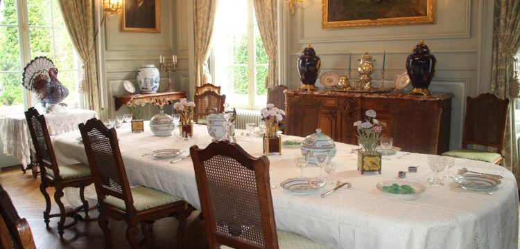 Service de la Compagnie des Indes – Salle à manger de l’hôtel P. de Laurière